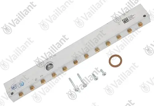 Vaillant Düsenstock aus Aluminium mit mehreren Anschlussgewinden, Schrauben und einer Dichtung. Ideal für Heizsystemanwendungen.